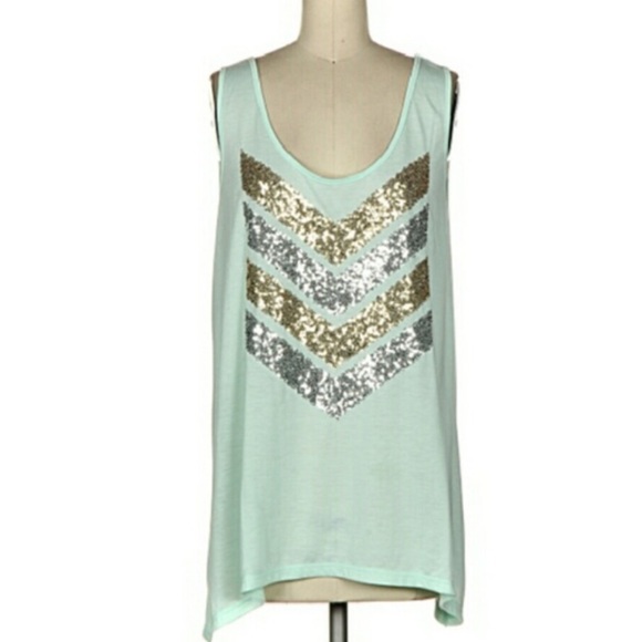 Tops - ✨HP✨NWT LAST Sequin Embellished Chevron Tank😍